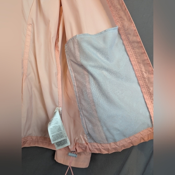Columbia XL Light Peach Windbreaker In Pristine Condition Very Lightweight - Picture 10 of 14